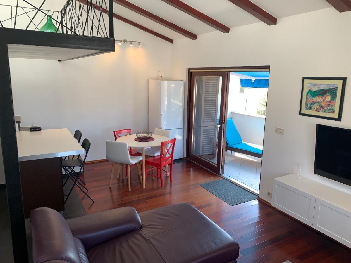 Seaside Apartments Petar Крк Екстер'єр фото