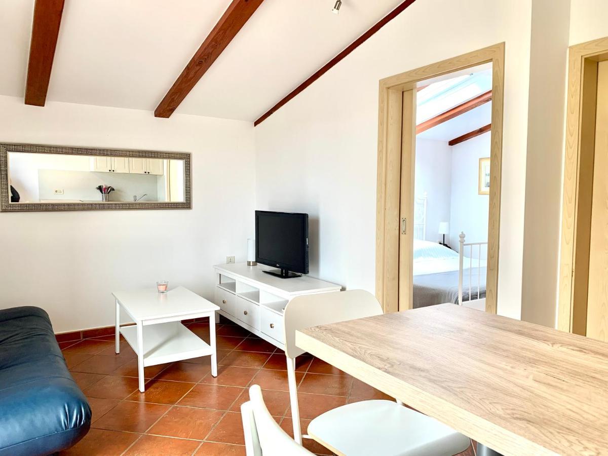 Seaside Apartments Petar Крк Екстер'єр фото
