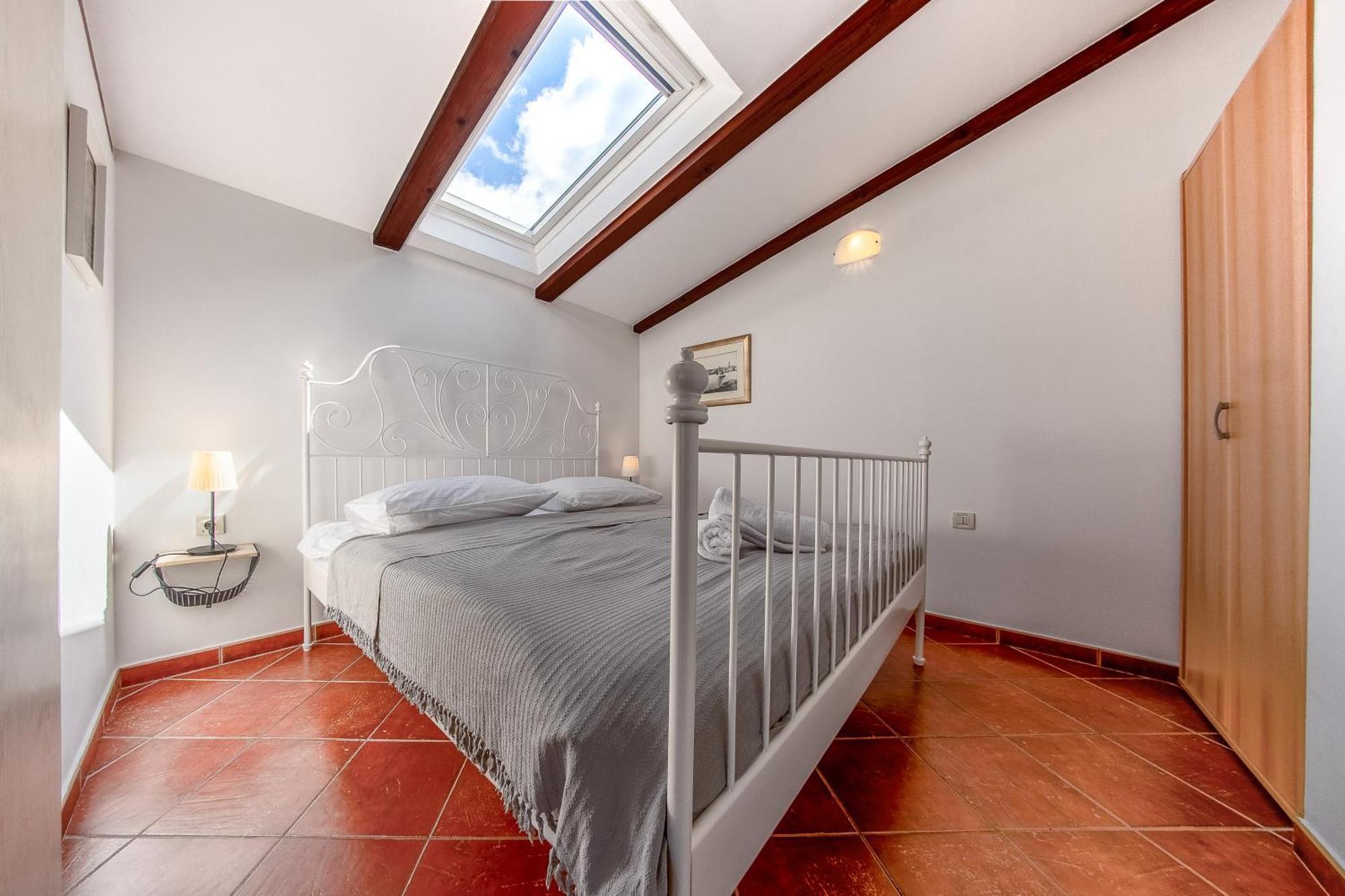 Seaside Apartments Petar Крк Екстер'єр фото
