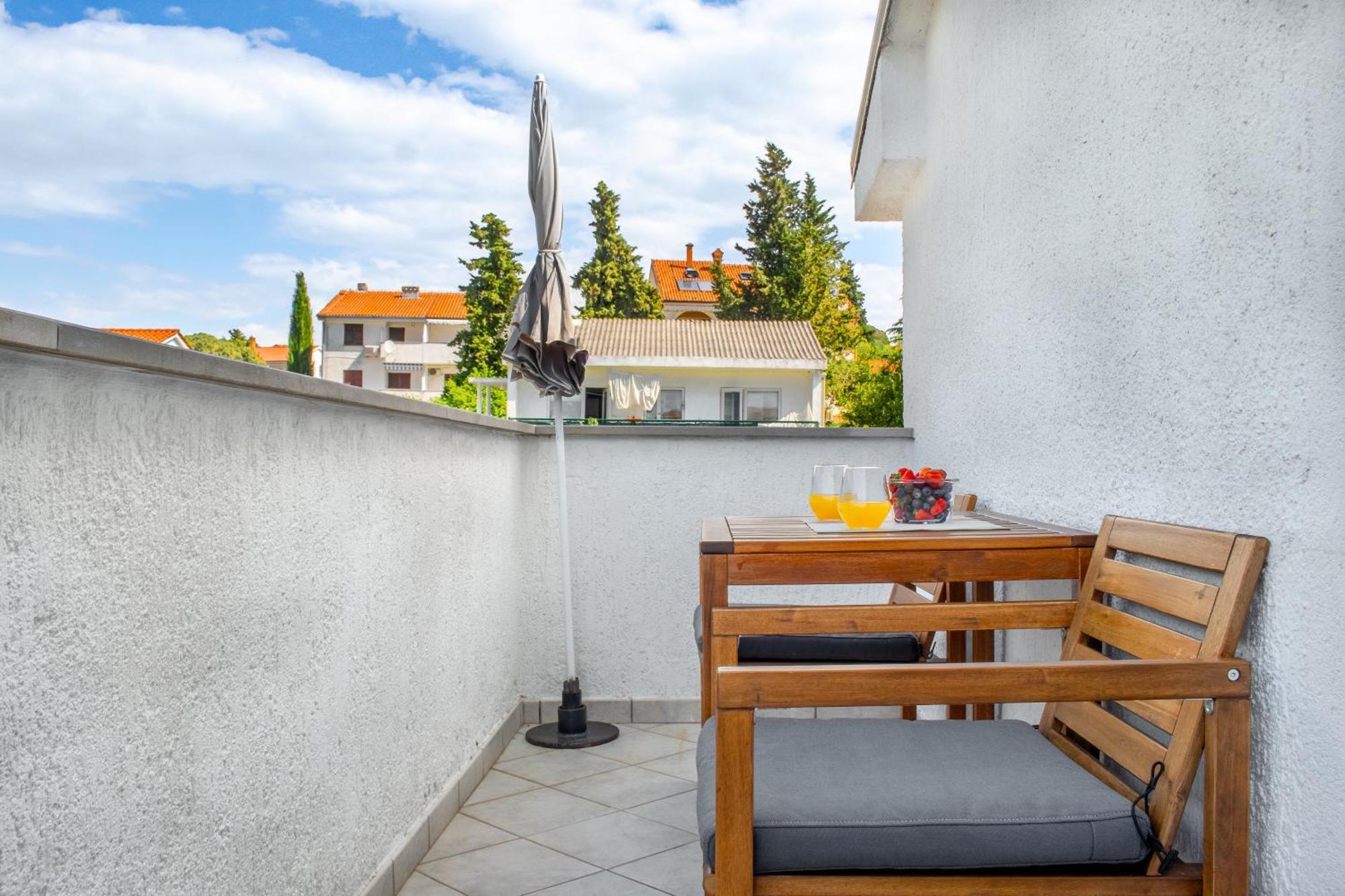 Seaside Apartments Petar Крк Екстер'єр фото